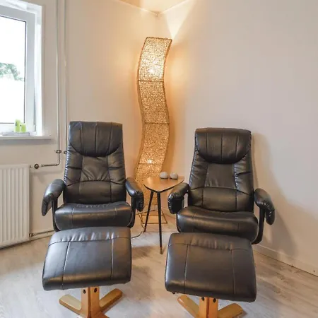 One-bedroom In Apartment